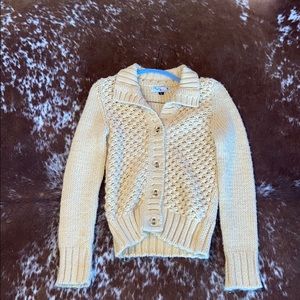 Light yellow knit sweater
